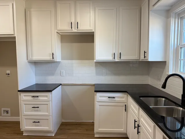 $244,700 | 1512 East Houston Street, Tyler, TX 75702