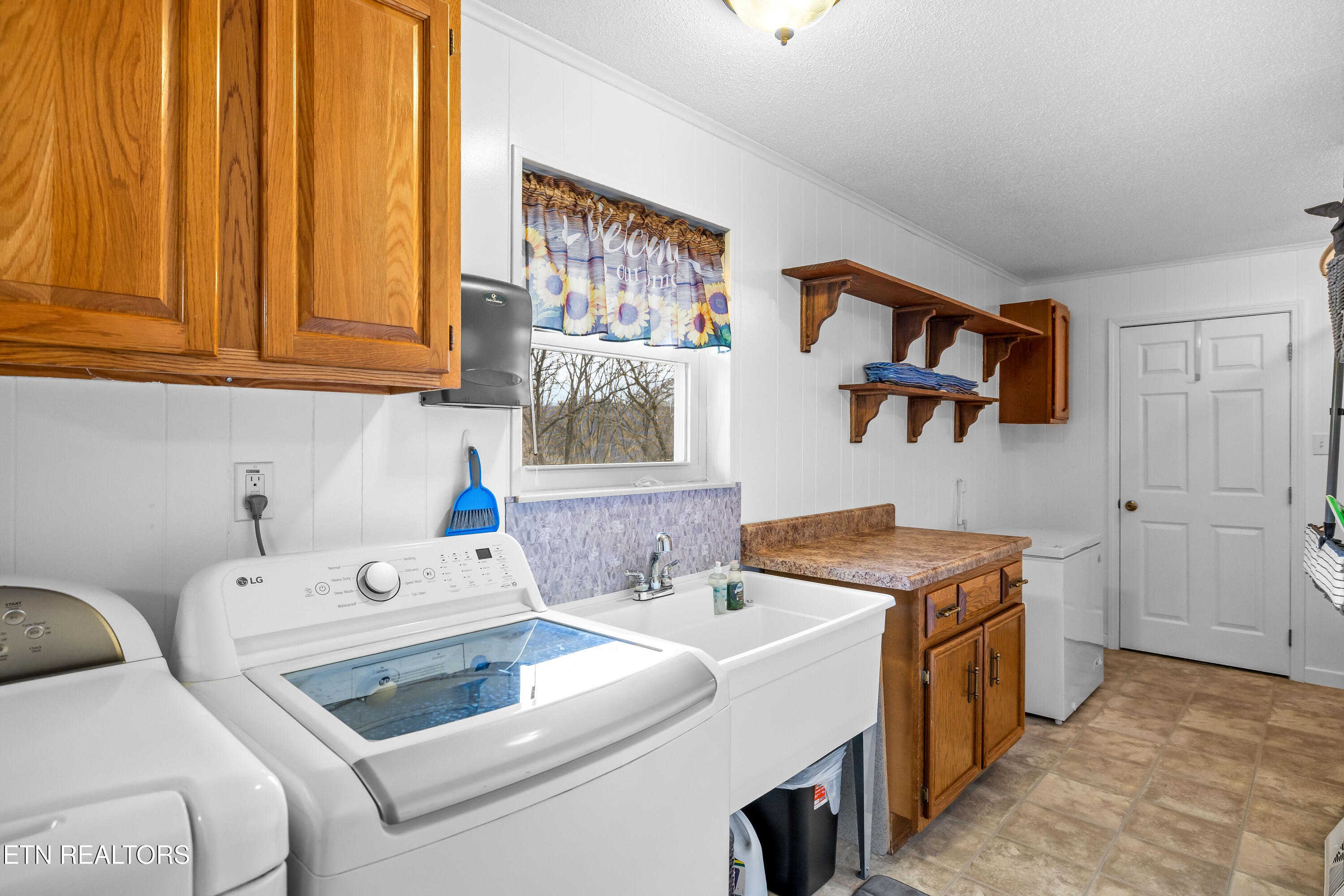 4918 Morganton Road Greenback, TN 37742 - Photo 28 of 60 4918MorgantonRd-39