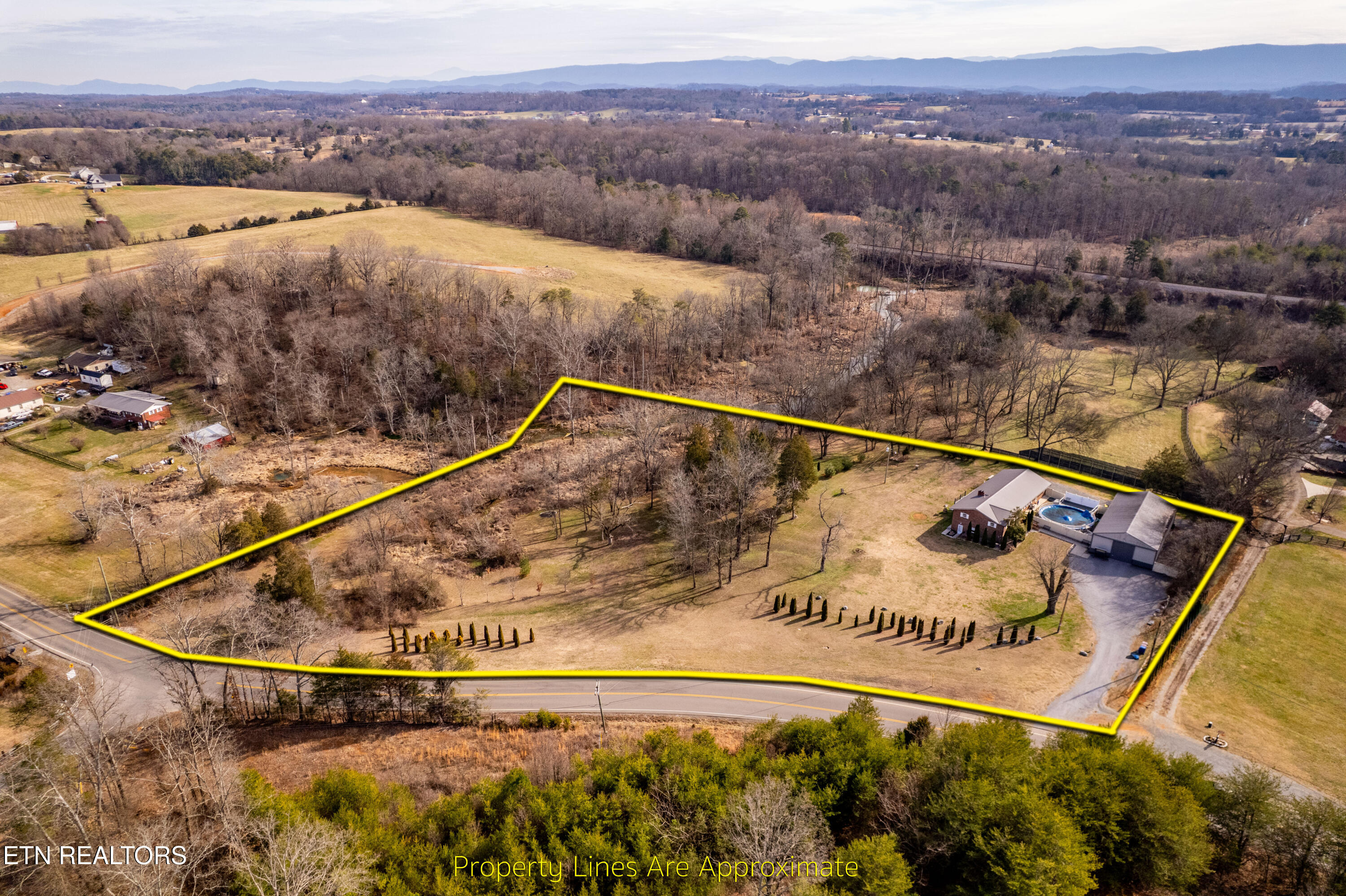 4918 Morganton Road Greenback, TN 37742 - Photo 7 of 60 4918MorgantonRd-9