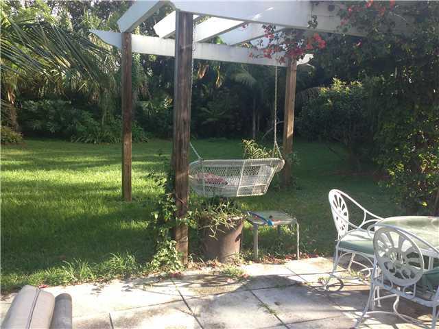 793 Northwest Spruce Ridge Drive Stuart, FL 34994 - Photo 8 of 11 Gallery Image 8