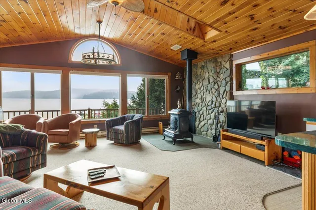 $925,000 | 24 Burzee Drive, Schroon Lake, NY 12870