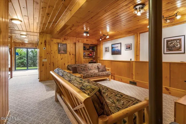 $925,000 | 24 Burzee Drive, Schroon Lake, NY 12870