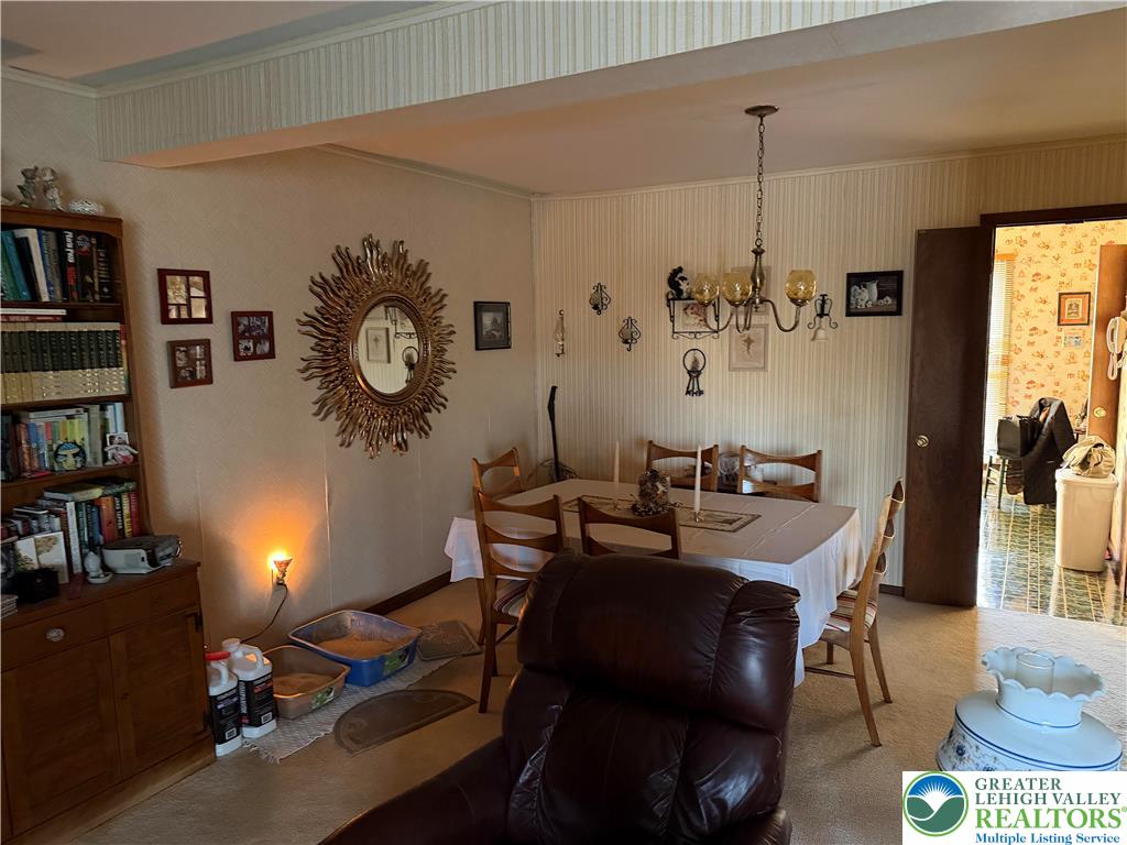 154 Springhouse Road Allentown, PA 18104 - Photo 5 of 12 Gallery Image 5