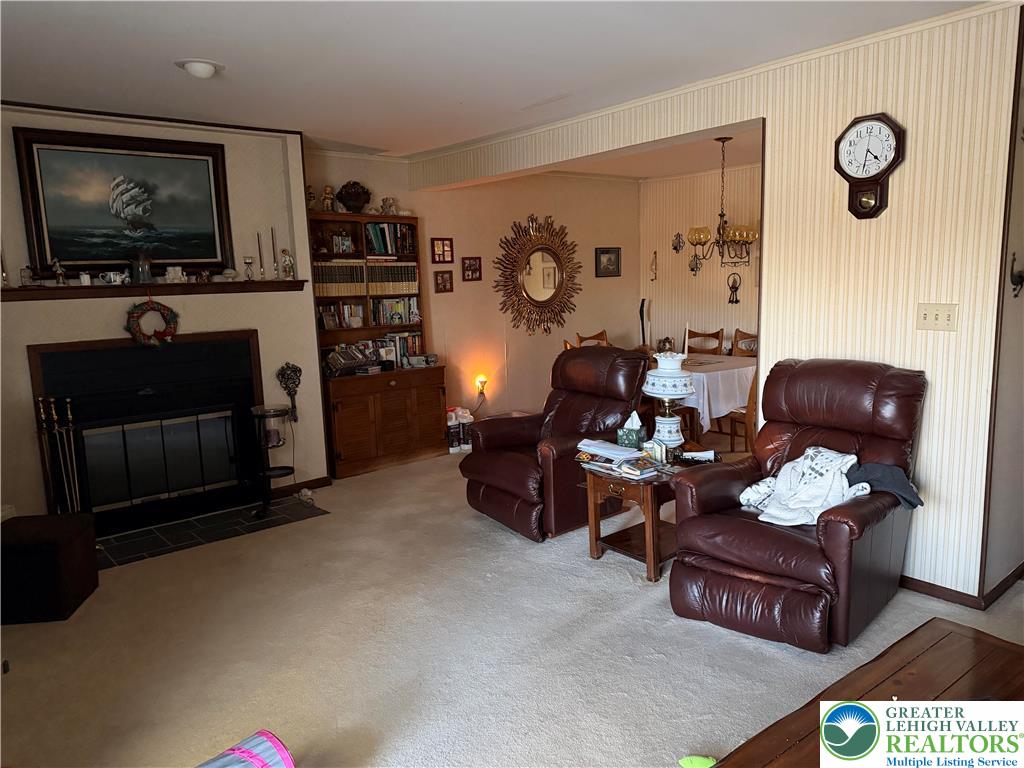 154 Springhouse Road Allentown, PA 18104 - Photo 8 of 12 Gallery Image 8