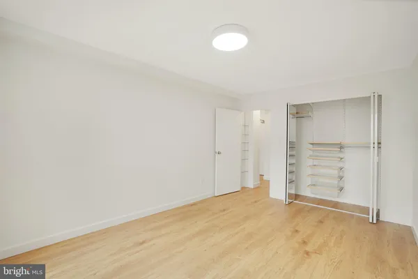 $200,000 | 6621 Wakefield Drive, Unit 418, Alexandria, VA 22307