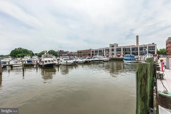 $200,000 | 6621 Wakefield Drive, Unit 418, Alexandria, VA 22307