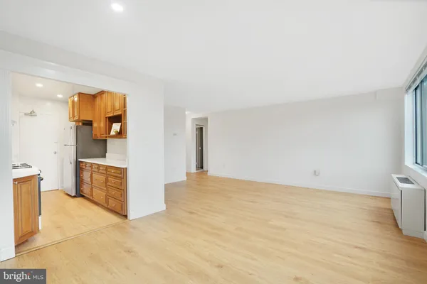 $200,000 | 6621 Wakefield Drive, Unit 418, Alexandria, VA 22307