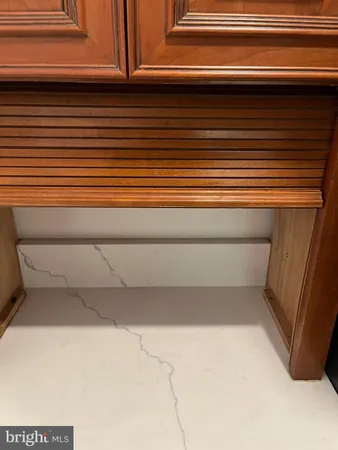 $200,000 | 6621 Wakefield Drive, Unit 418, Alexandria, VA 22307