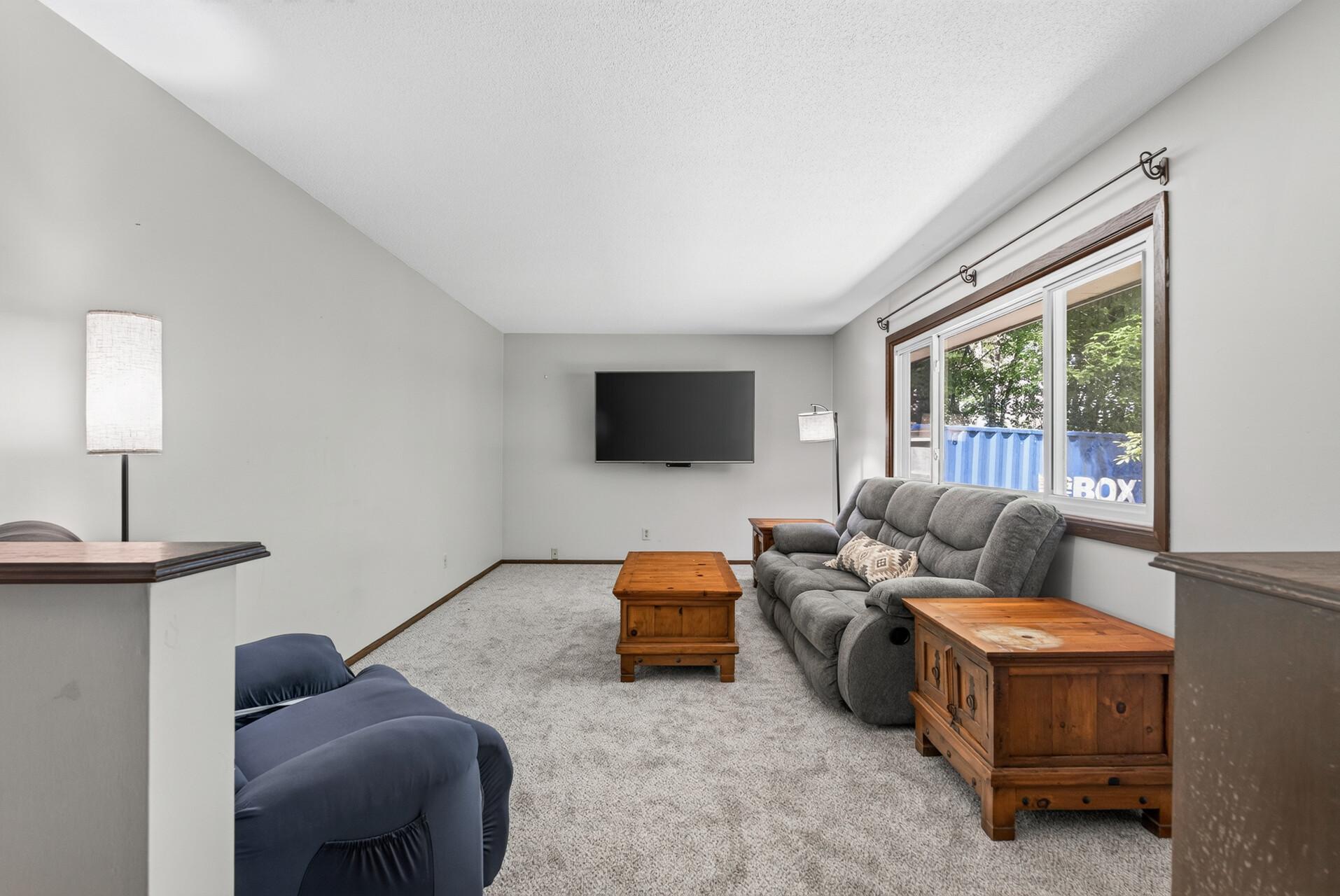 10761 Crow-Hassan Park Road Hanover, MN 55341 - Photo 4 of 53