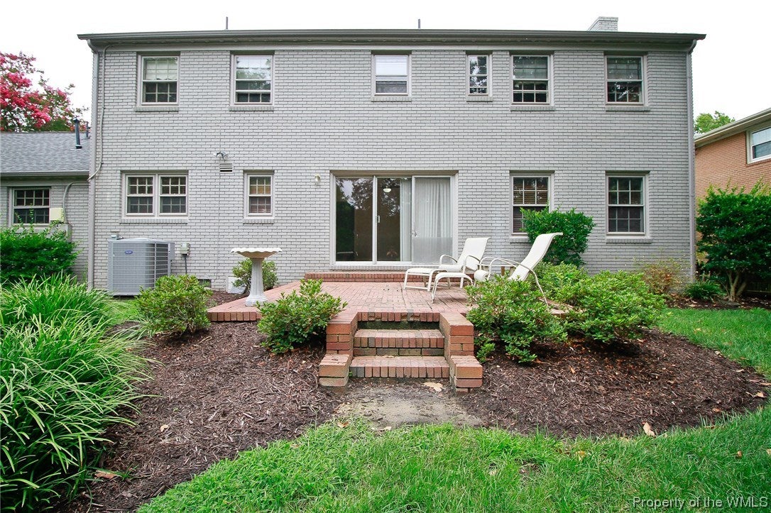 403 Pin Oak Road Newport News, VA 23601 - Photo 29 of 33 Gallery Image 29