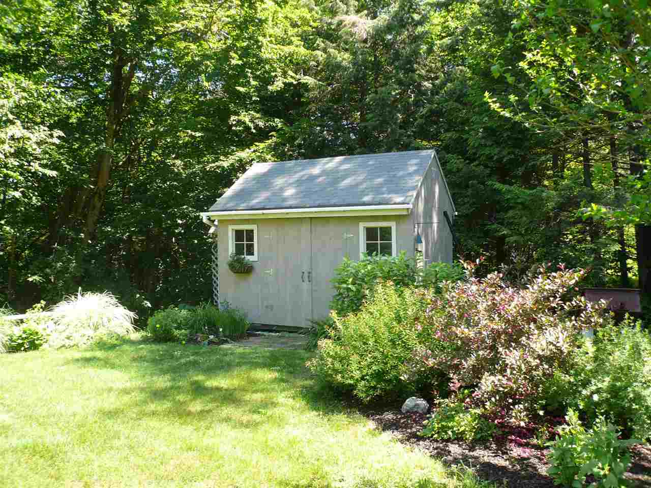 174 Quails Hill Road Brattleboro, VT 05301 - Photo 8 of 24