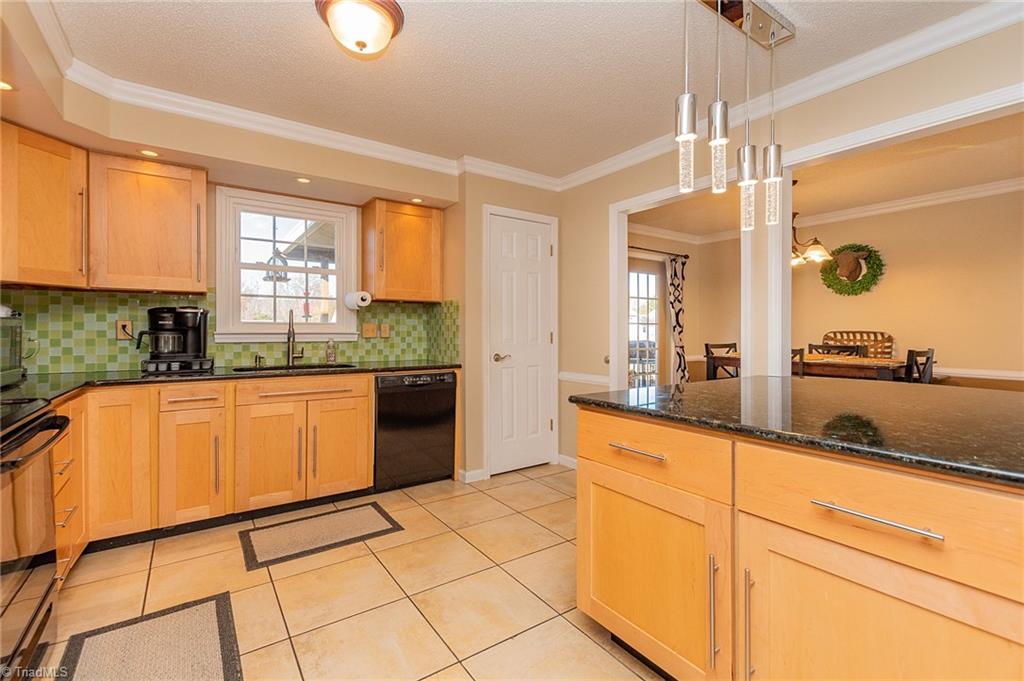 398 Arnold Road Lexington, NC 27295 - Photo 12 of 35 Gallery Image 12