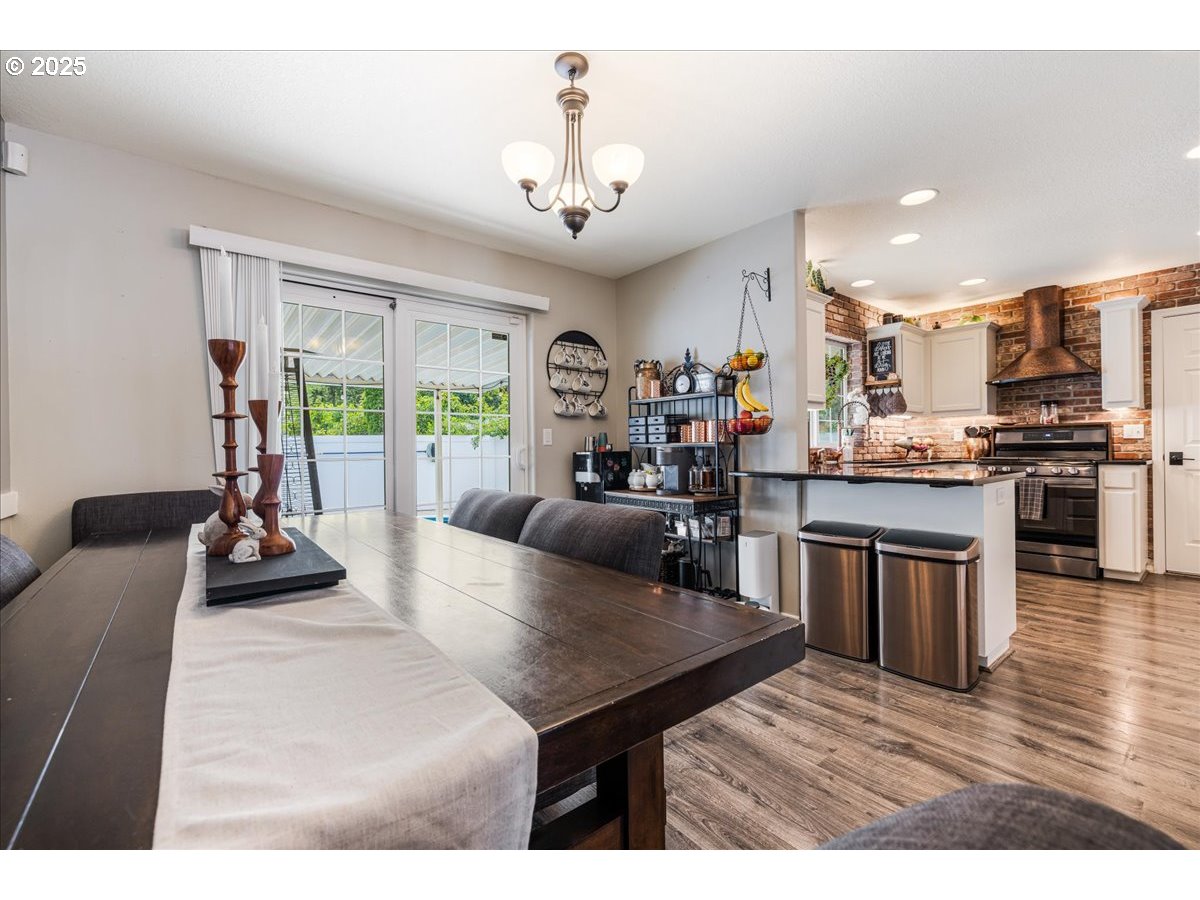 1110 Madison Street Silverton, OR 97381 - Photo 13 of 43