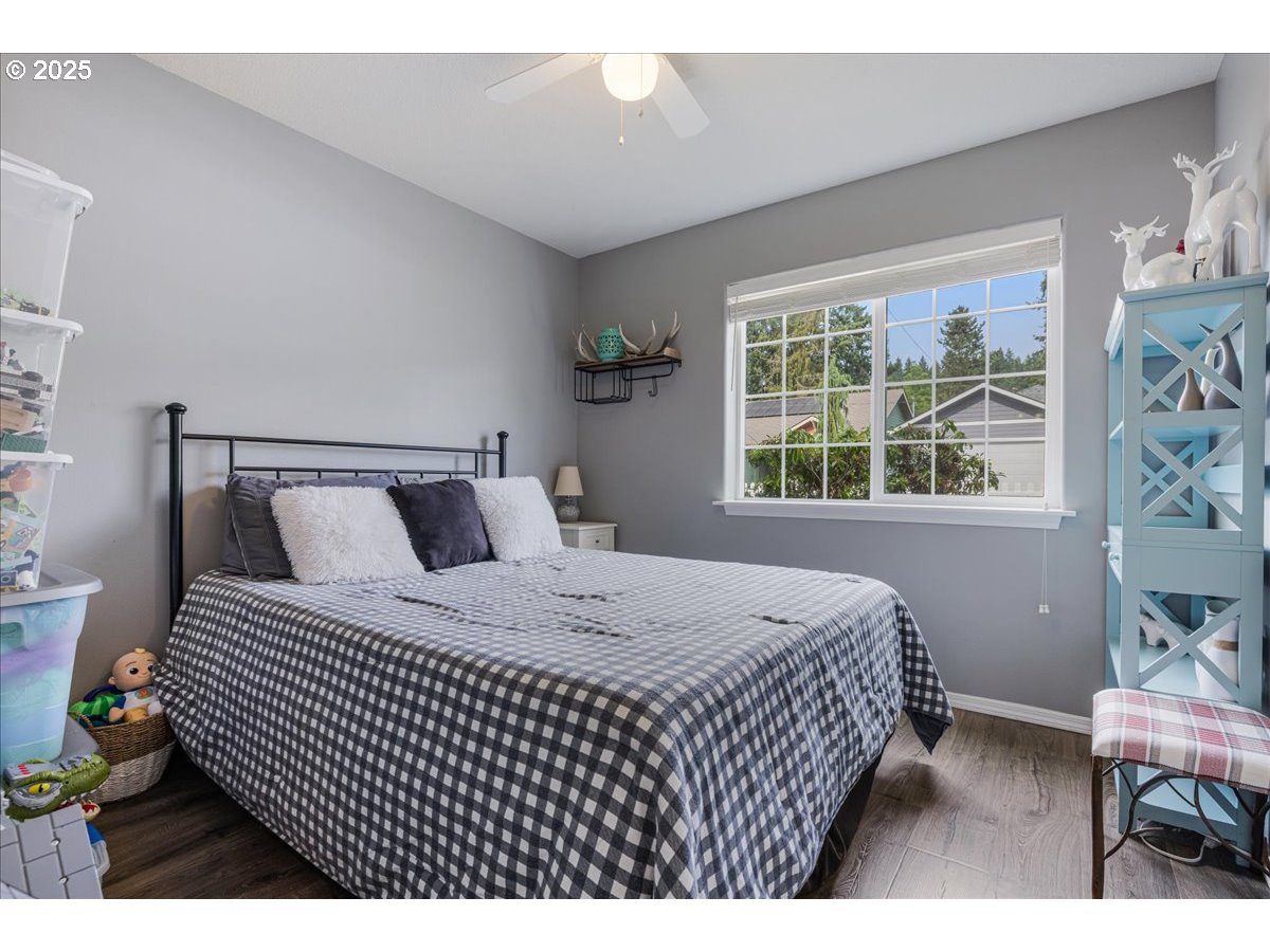 1110 Madison Street Silverton, OR 97381 - Photo 20 of 43