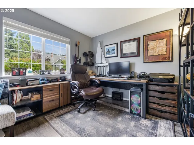 $600,000 | 1110 Madison Street, Silverton, OR 97381