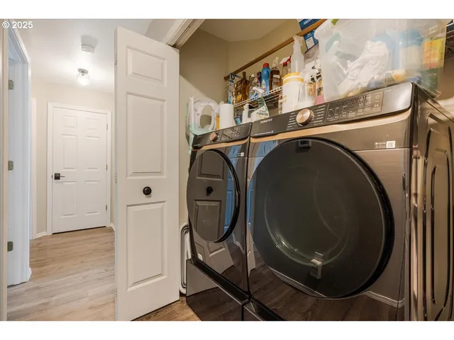 $600,000 | 1110 Madison Street, Silverton, OR 97381