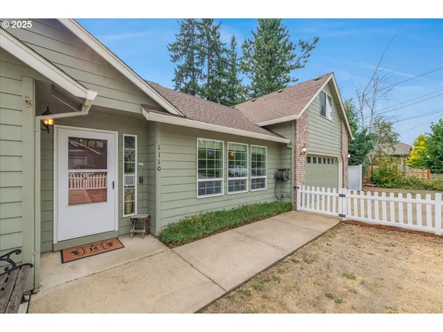 $600,000 | 1110 Madison Street, Silverton, OR 97381