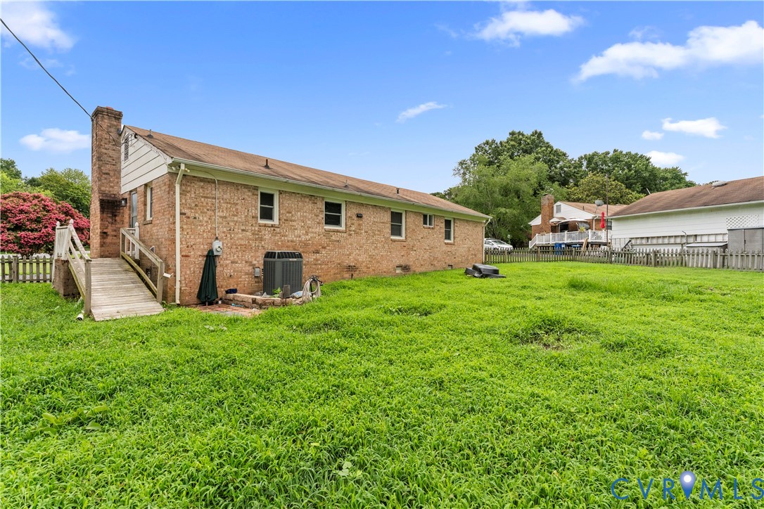 3500 Respess Road Midlothian, VA 23112 - Photo 31 of 48 Expansive green space featuring a brick exterior,