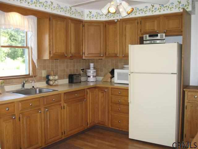 57 Jericho Road Bethlehem, NY 12158 - Photo 13 of 15 Photo 13