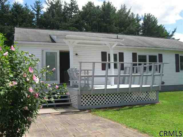 57 Jericho Road Bethlehem, NY 12158 - Photo 7 of 15 Photo 7