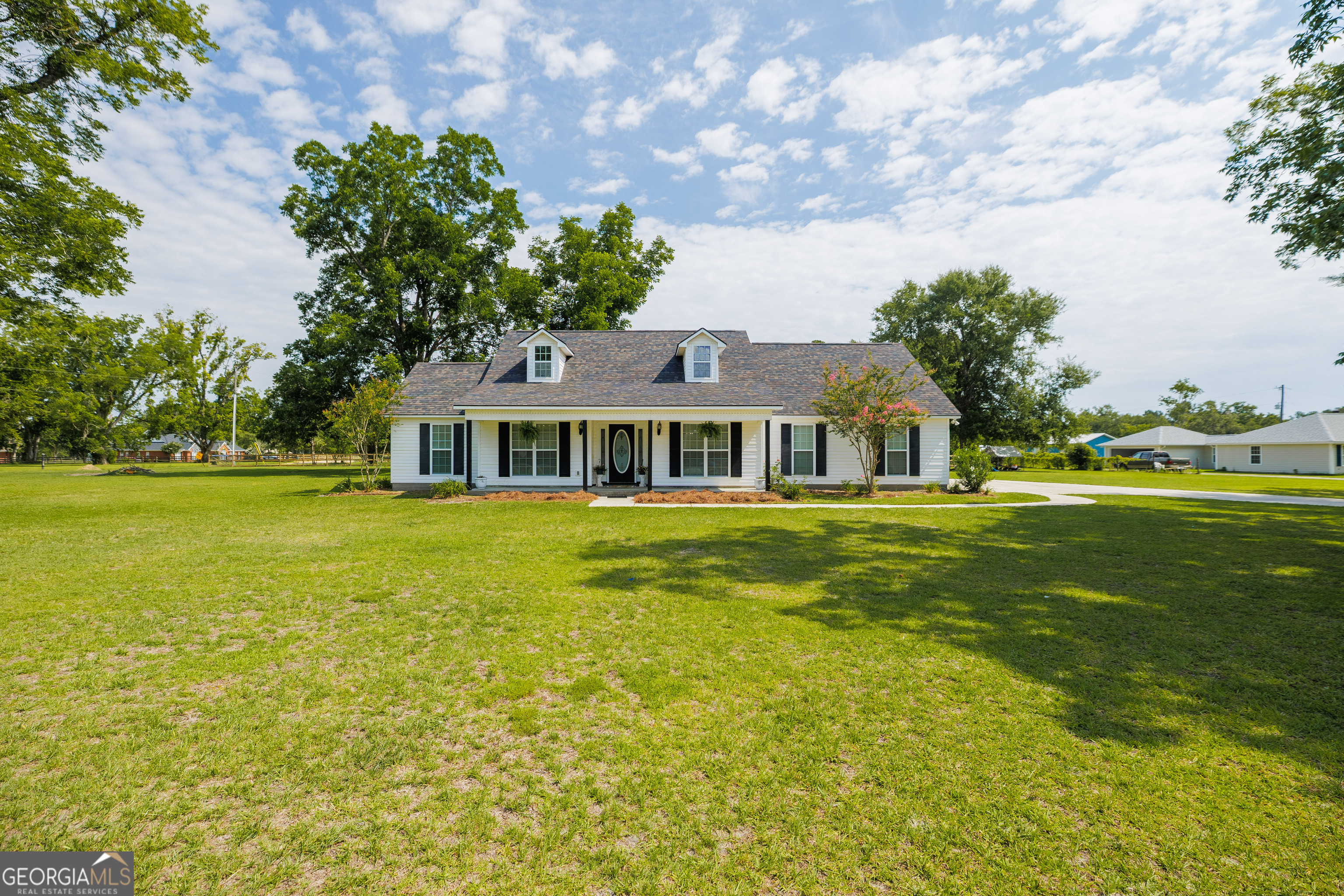 5681 Upper New Bethel Road Ray City, GA 31645 - Photo 1 of 39