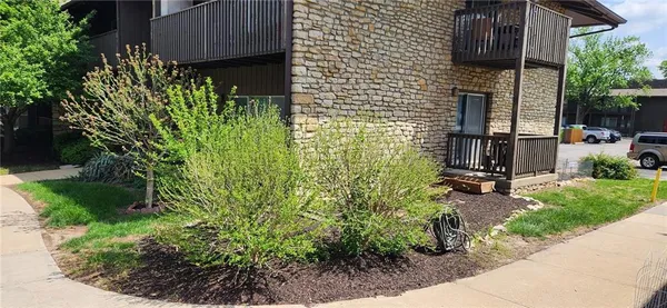 $110,000 | 419 West 104th Street, Unit B, Kansas City, MO 64114