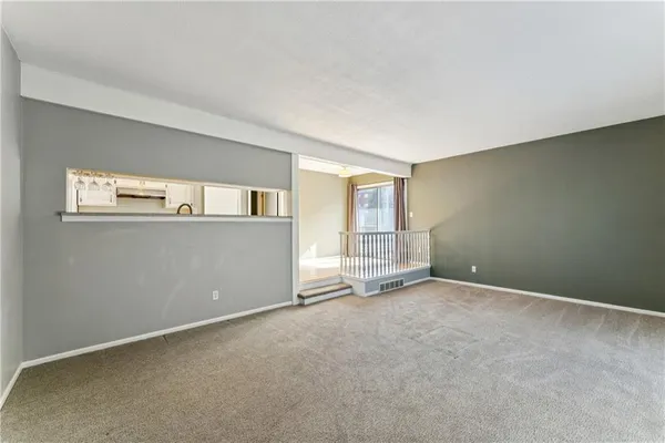 $110,000 | 419 West 104th Street, Unit B, Kansas City, MO 64114