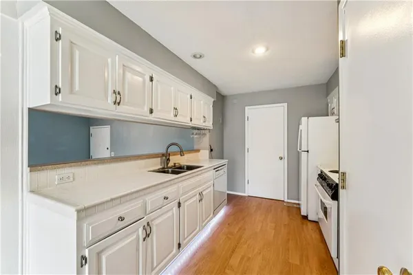 $110,000 | 419 West 104th Street, Unit B, Kansas City, MO 64114