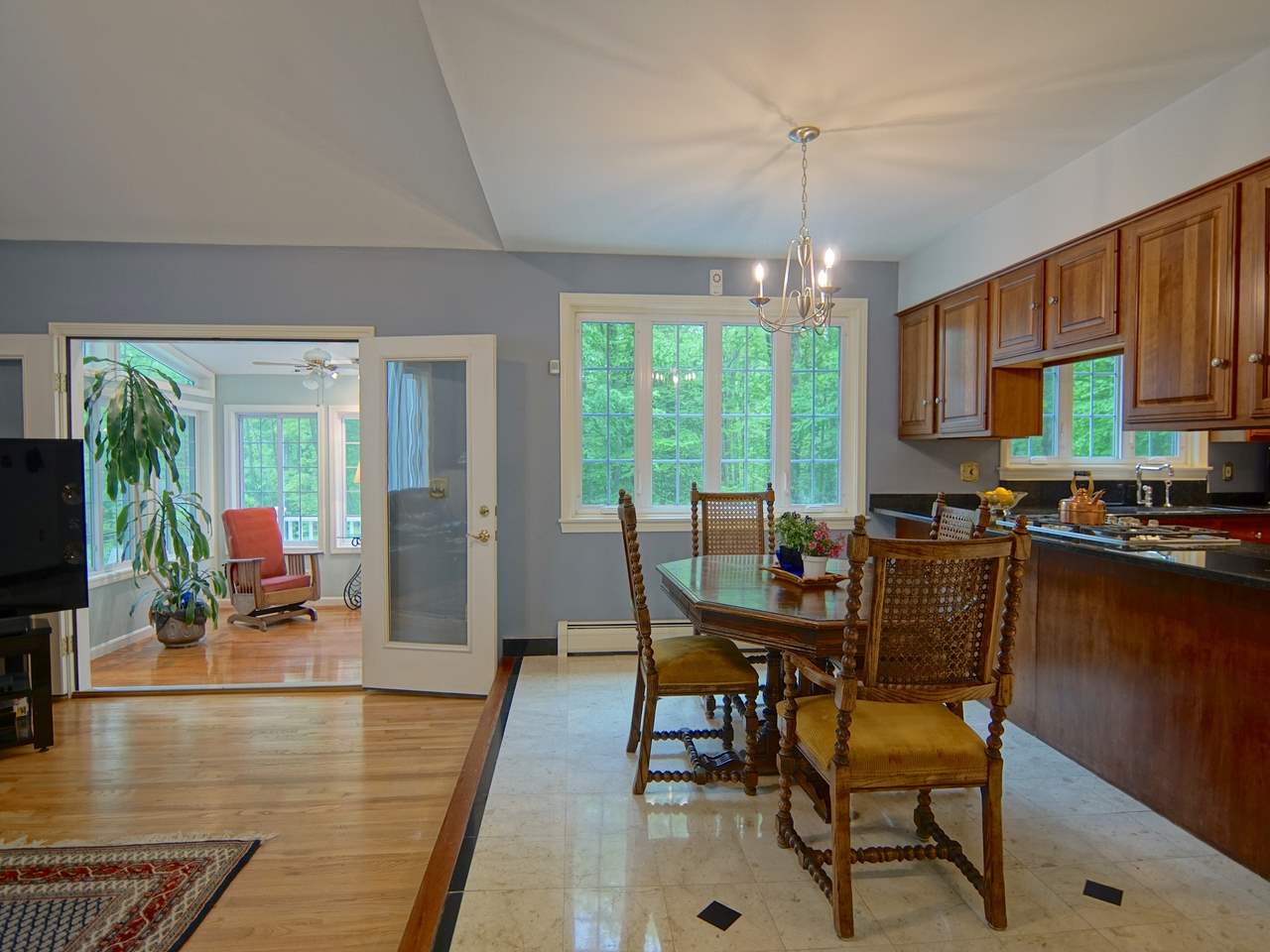 16 Country Farm Road Stratham, NH 03885 - Photo 9 of 33