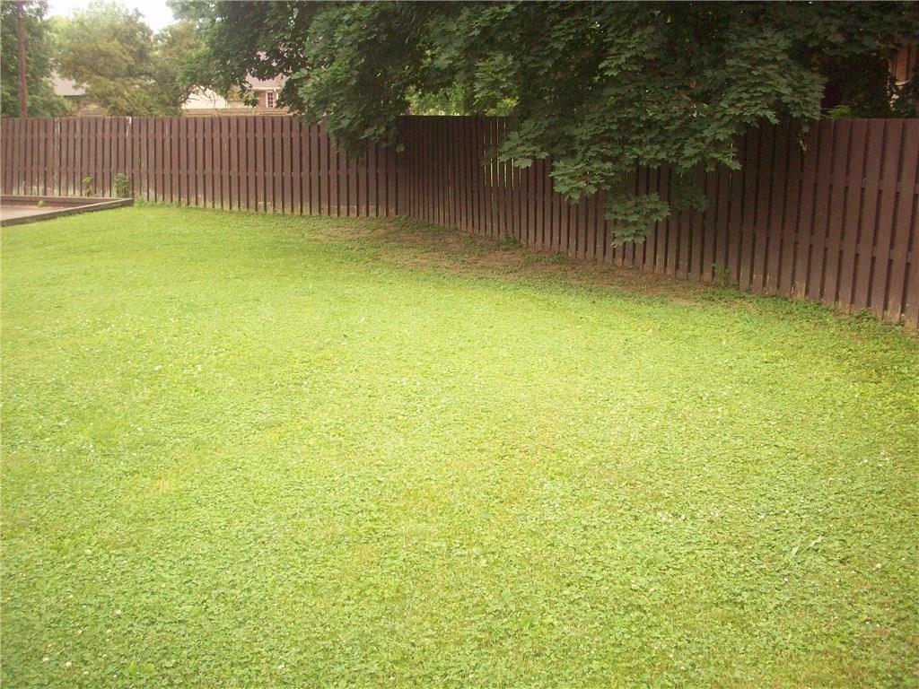 1747 West Stop 11 Road Indianapolis, IN 46217 - Photo 12 of 13 Gallery Image 12