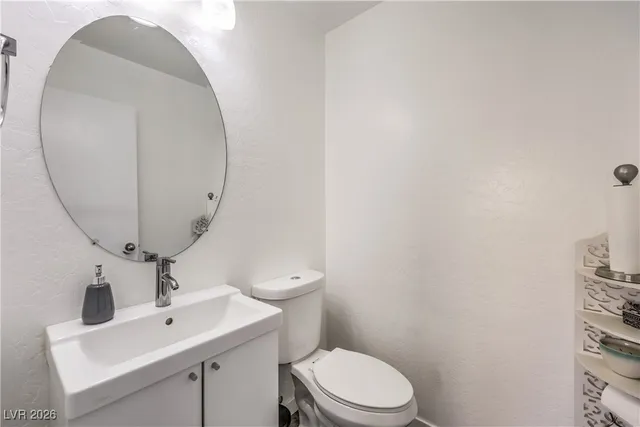 $2,800 | 9062 Mackanos Avenue, Las Vegas, NV 89148