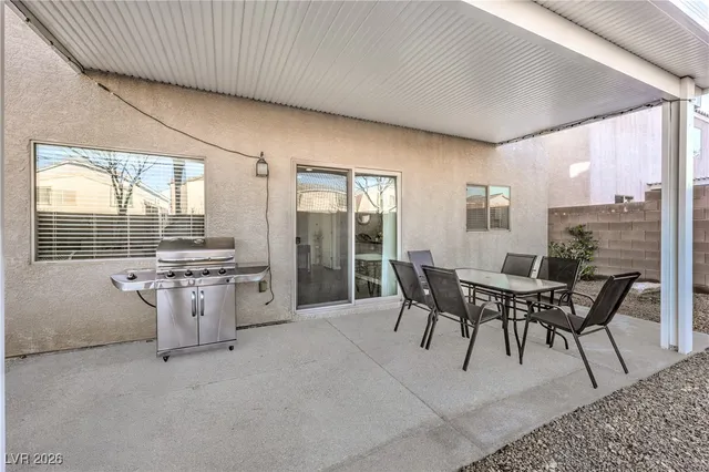 $2,800 | 9062 Mackanos Avenue, Las Vegas, NV 89148