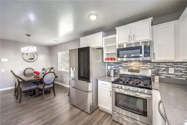 $2,800 | 9062 Mackanos Avenue, Las Vegas, NV 89148