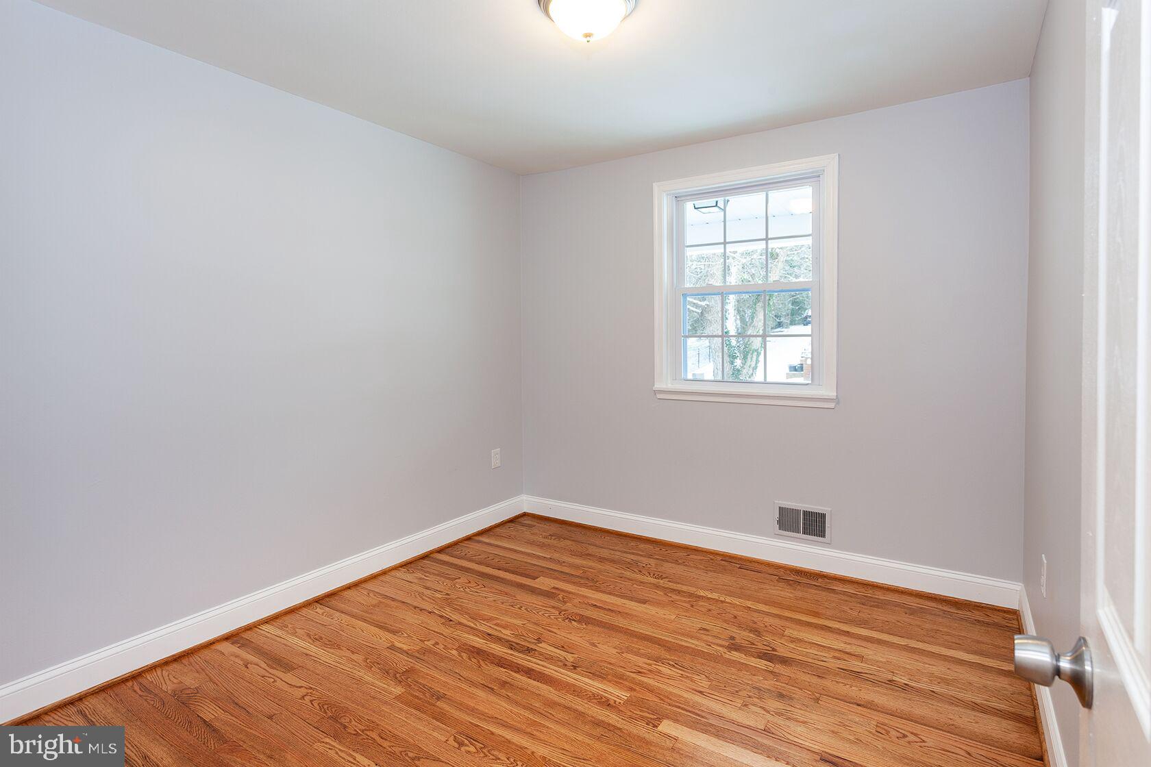 11324 Brandywine Road Clinton, MD 20735 - Photo 12 of 49 12