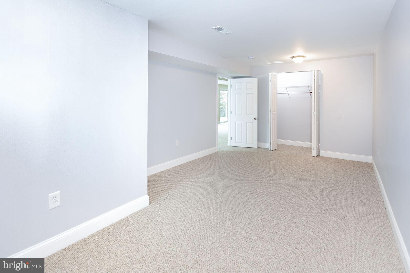 11324 Brandywine Road Clinton, MD 20735 - Photo 31 of 49 23