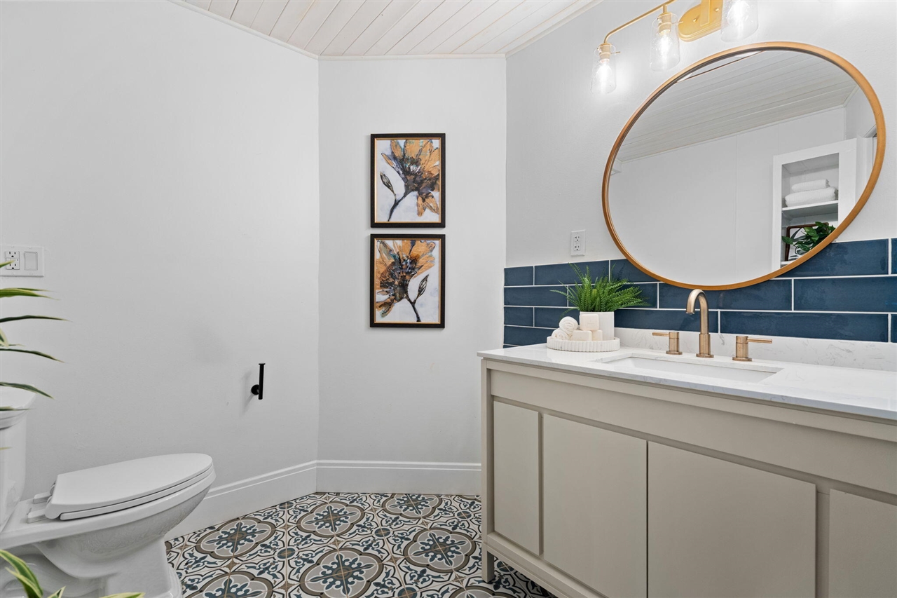 2050 Camelot Road Ann Arbor, MI 48104 - Photo 16 of 67