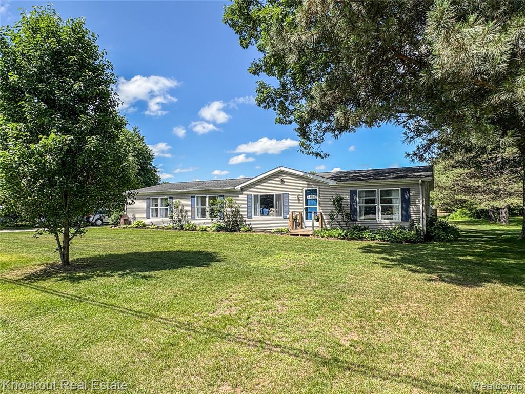 7760 Bell Road Birch Run, MI 48415 - Photo 2 of 68