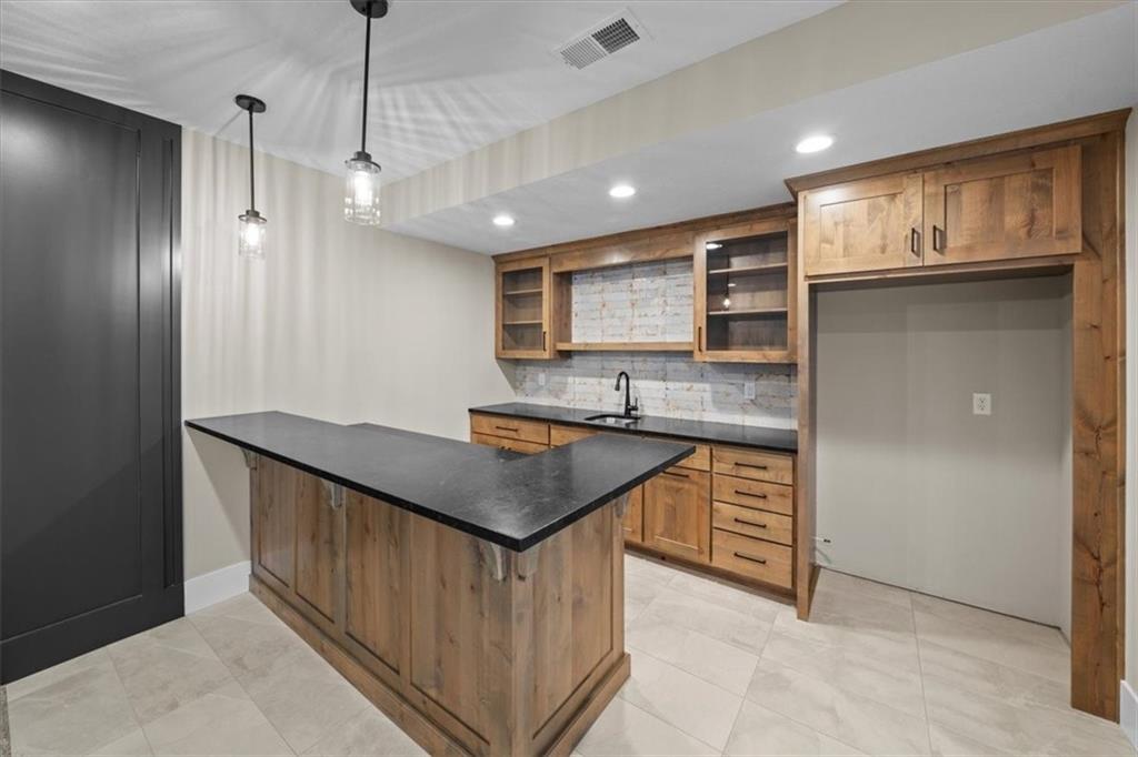 2805 Southwest Heartland Road Lee's Summit, MO 64082 - Photo 23 of 31