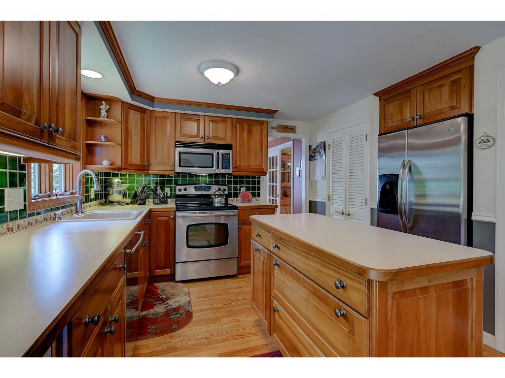 221 Range Road Windham, NH 03087 - Photo 10 of 32