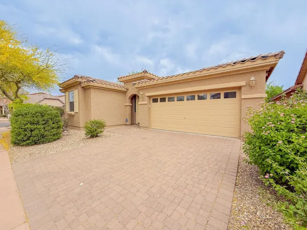 $2,295 | 35115 North 34th Avenue, Phoenix, AZ 85086