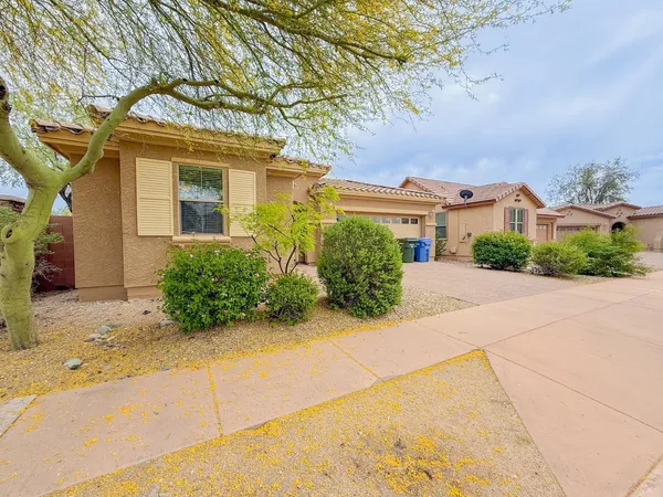 $2,295 | 35115 North 34th Avenue, Phoenix, AZ 85086