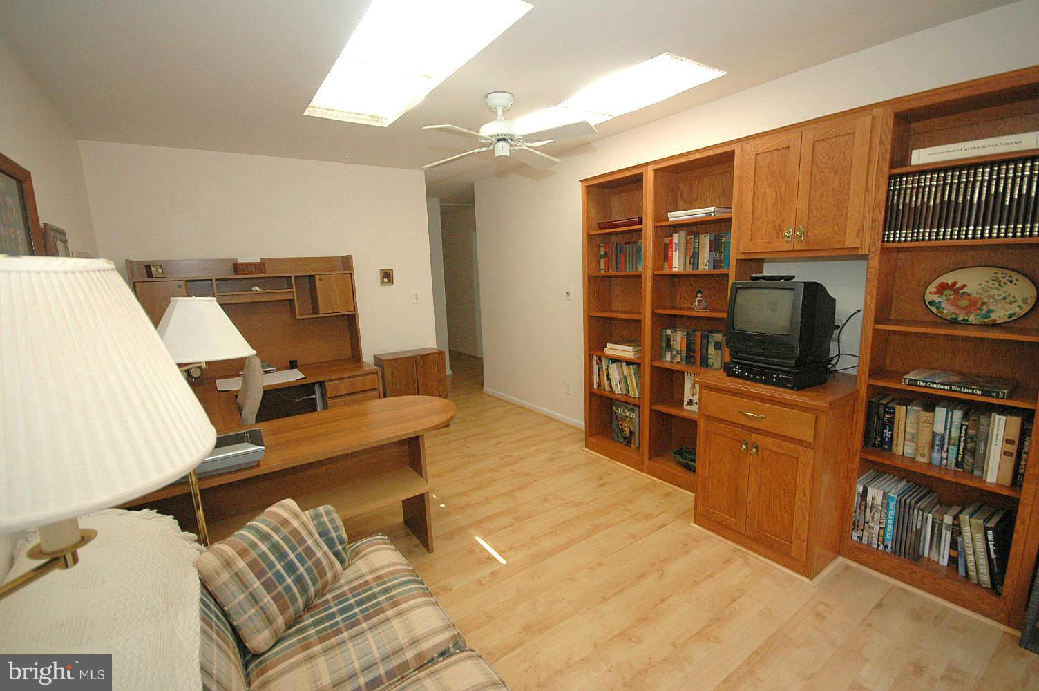 2626 Rigging Drive Annapolis, MD 21401 - Photo 11 of 29 Interior (General)