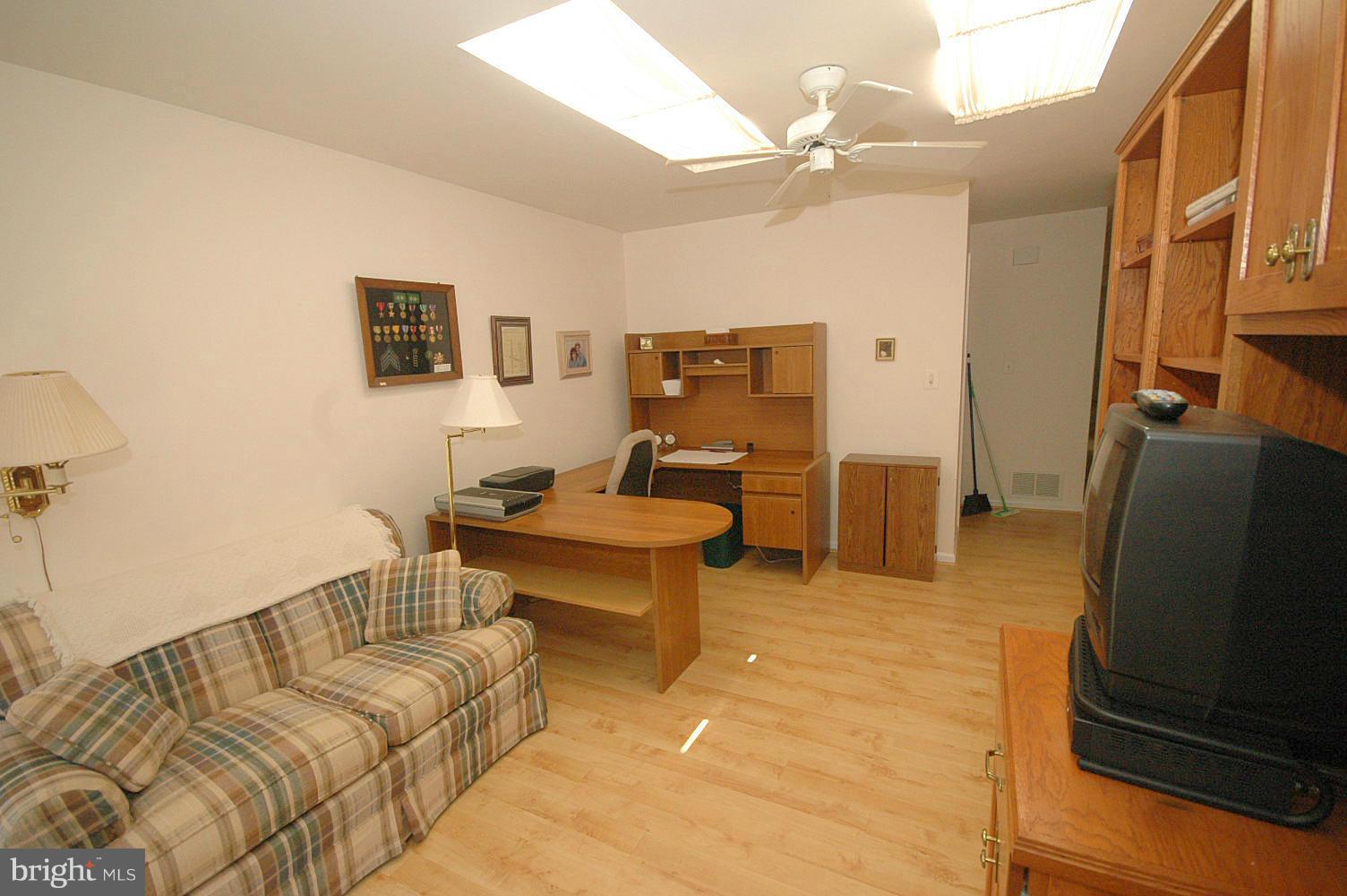 2626 Rigging Drive Annapolis, MD 21401 - Photo 12 of 29 Interior (General)