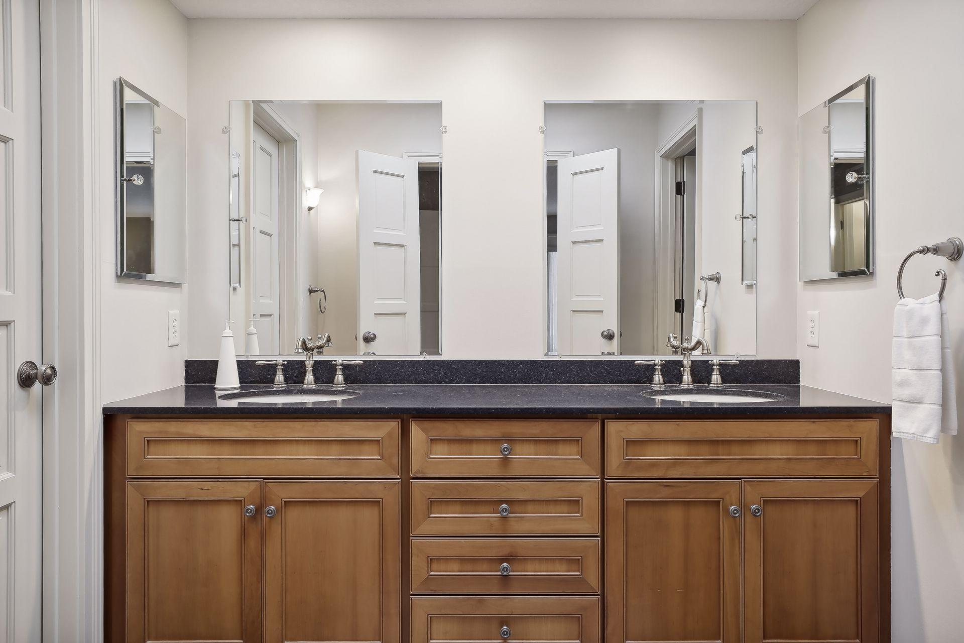 5601 Dewey Hill Road, Unit 304 Edina, MN 55439 - Photo 46 of 54 Gallery Image 46