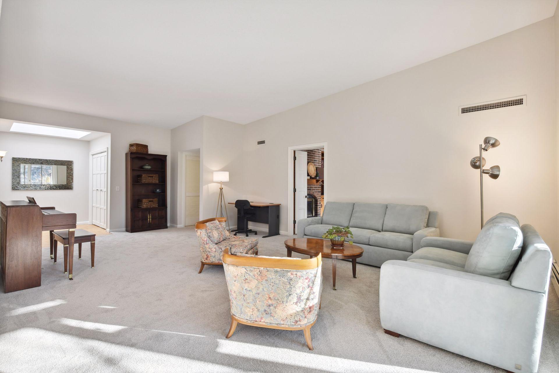 5601 Dewey Hill Road, Unit 304 Edina, MN 55439 - Photo 7 of 54 Gallery Image 7