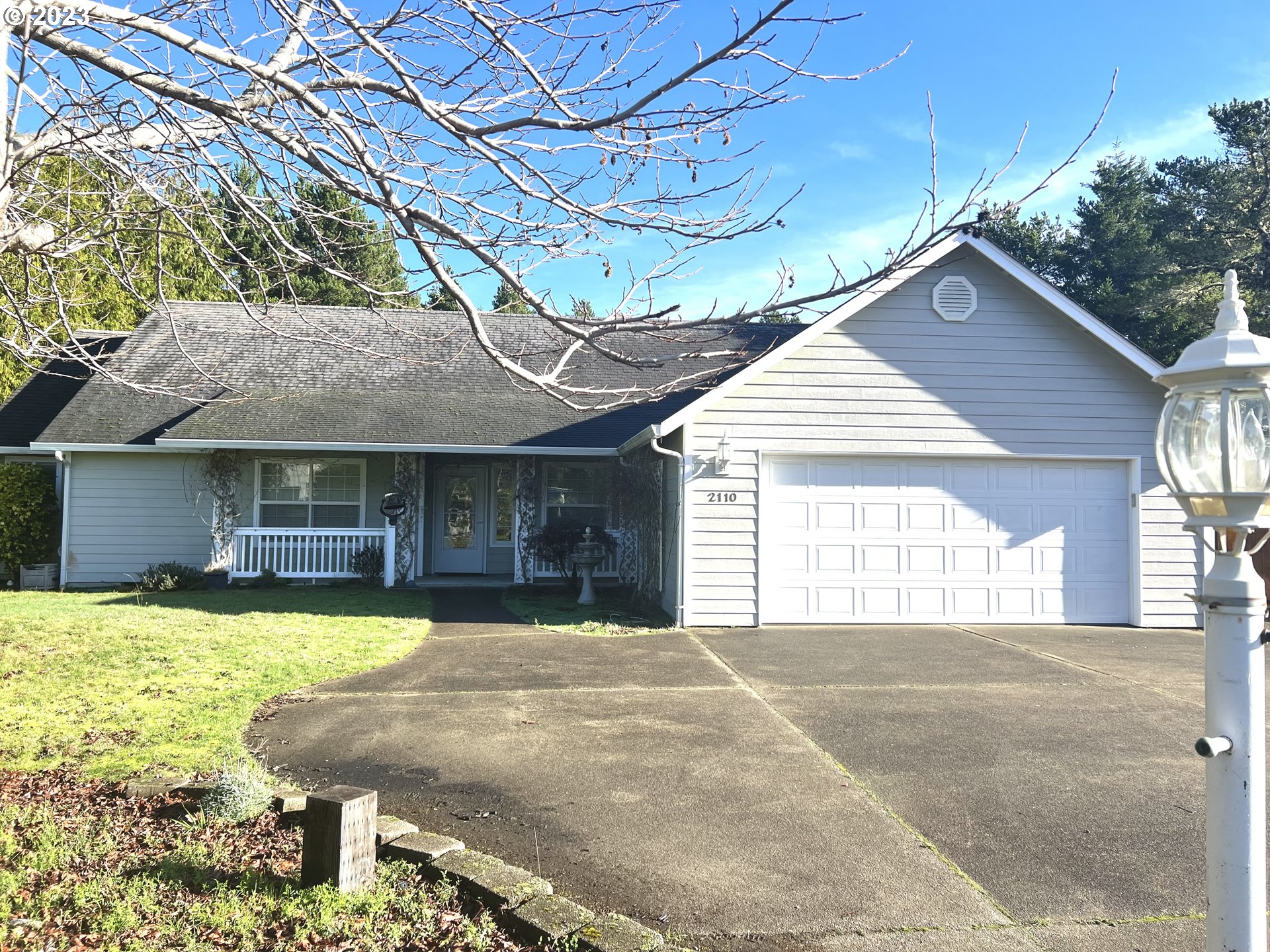 2110 Willow Loop Florence, OR 97439 - Photo 1 of 31 Gallery Image 1