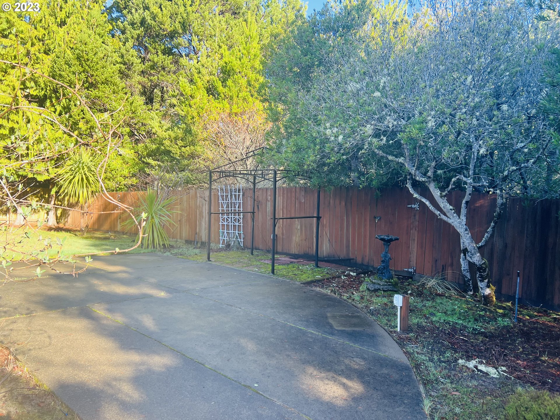 2110 Willow Loop Florence, OR 97439 - Photo 26 of 31 Gallery Image 26