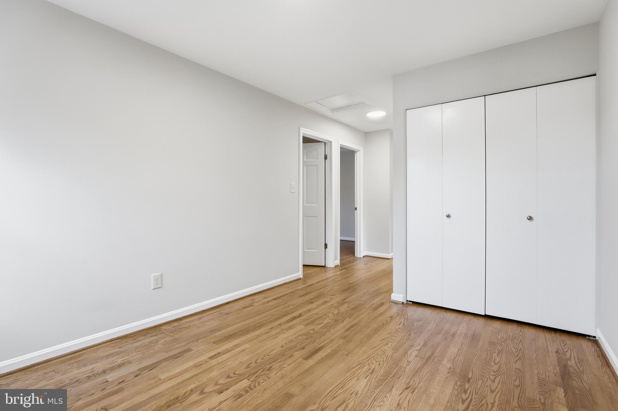 16504 Kipling Road Rockville, MD 20855 - Photo 27 of 43 2nd Floor Hall