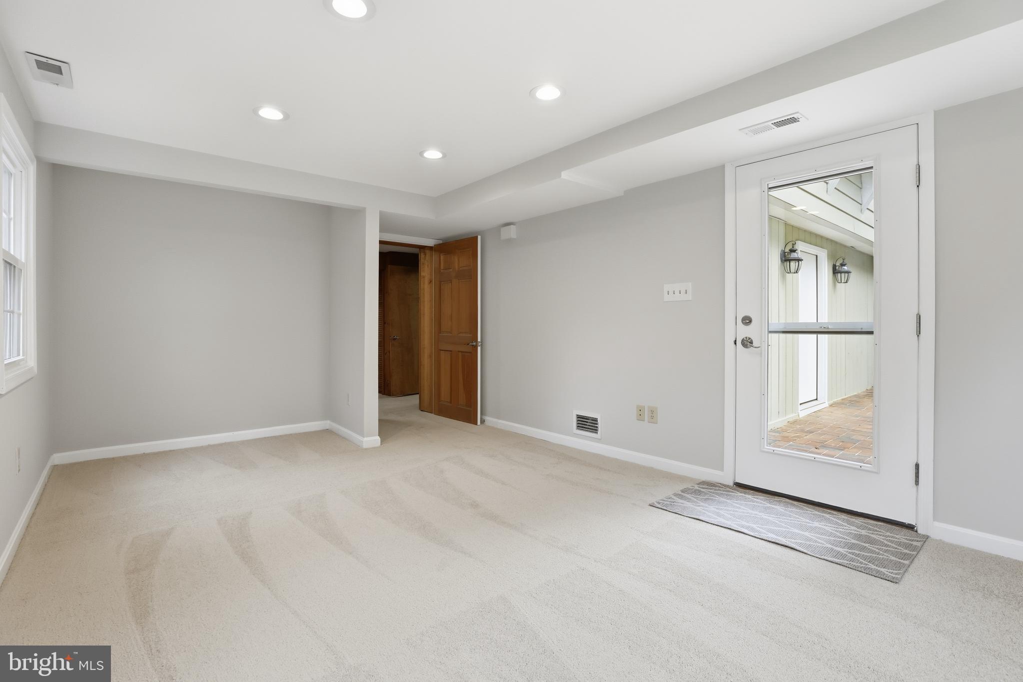 16504 Kipling Road Rockville, MD 20855 - Photo 35 of 43 Bedroom #5