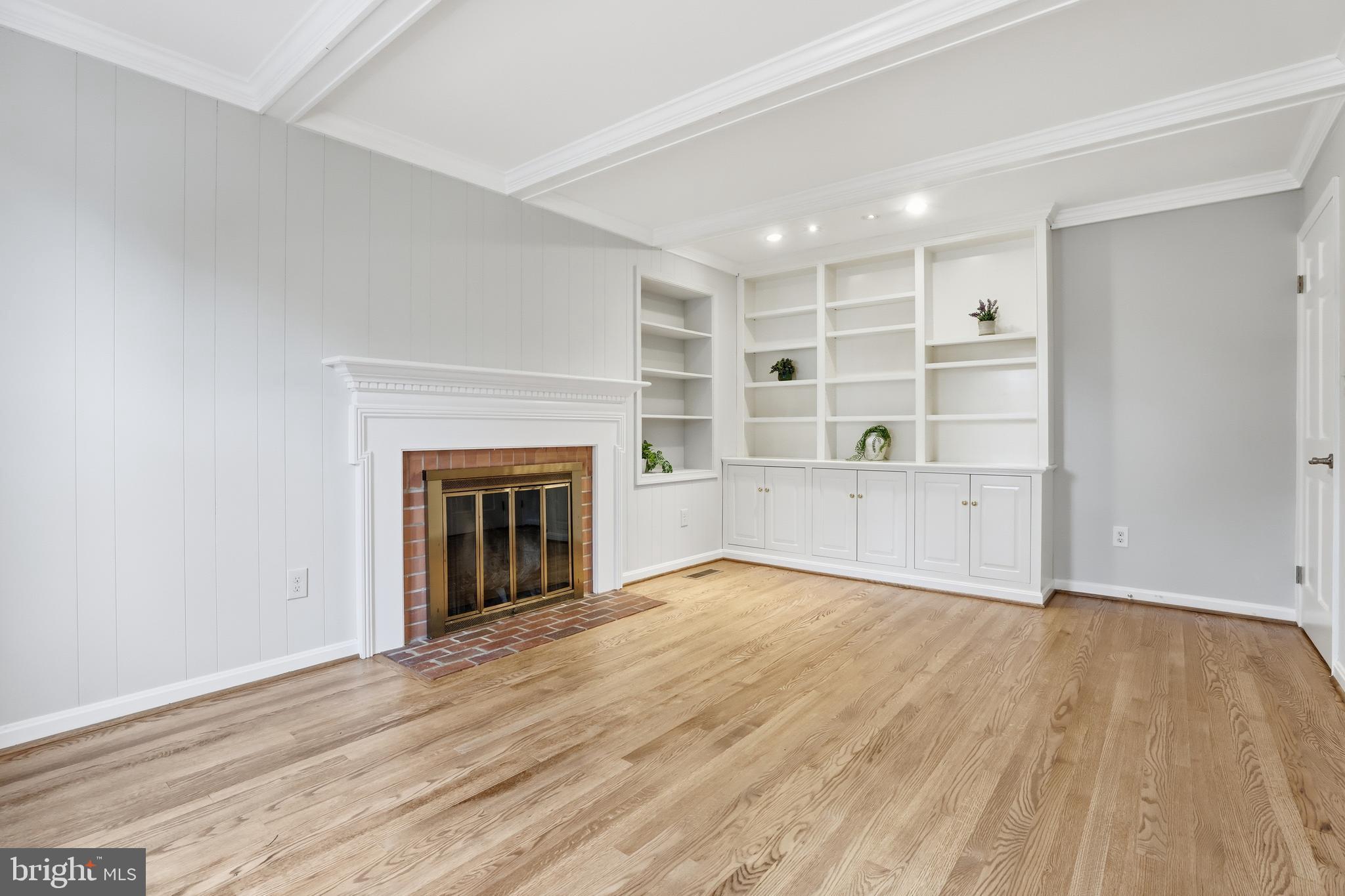 16504 Kipling Road Rockville, MD 20855 - Photo 5 of 43 Living with Fireplace and Built-In